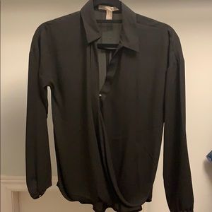 Black blouse great for everyday!
